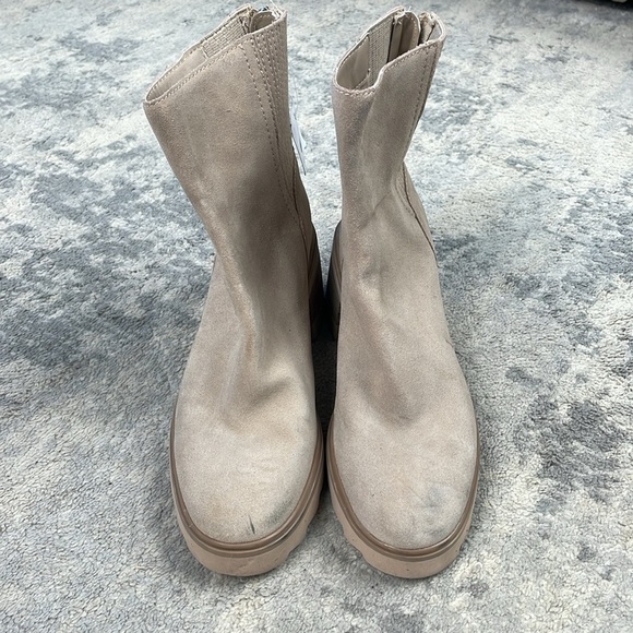 Dolce Vita Martey H2O Waterproof Bootie Taupe Cream Beige Suede Sz 7.5 - Picture 4 of 14